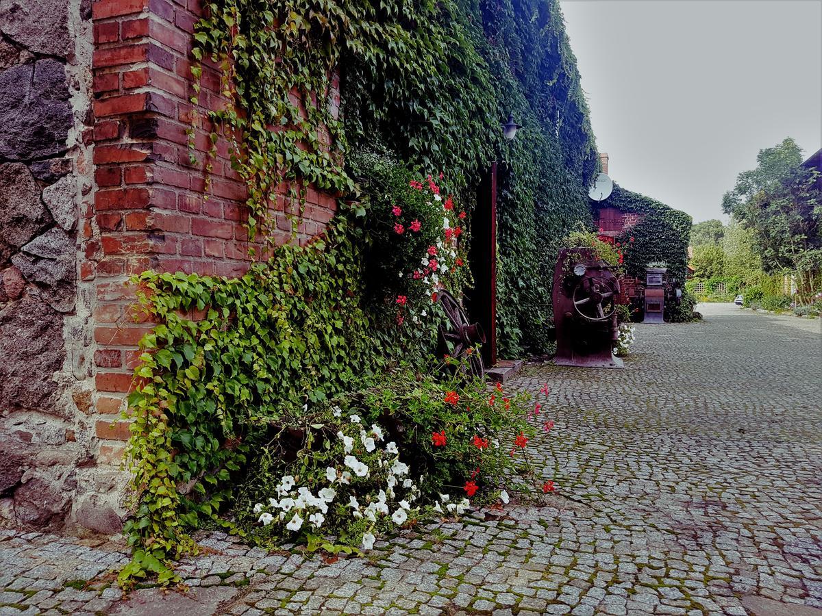 Hotel Leniwka Świebodzin Exterior foto
